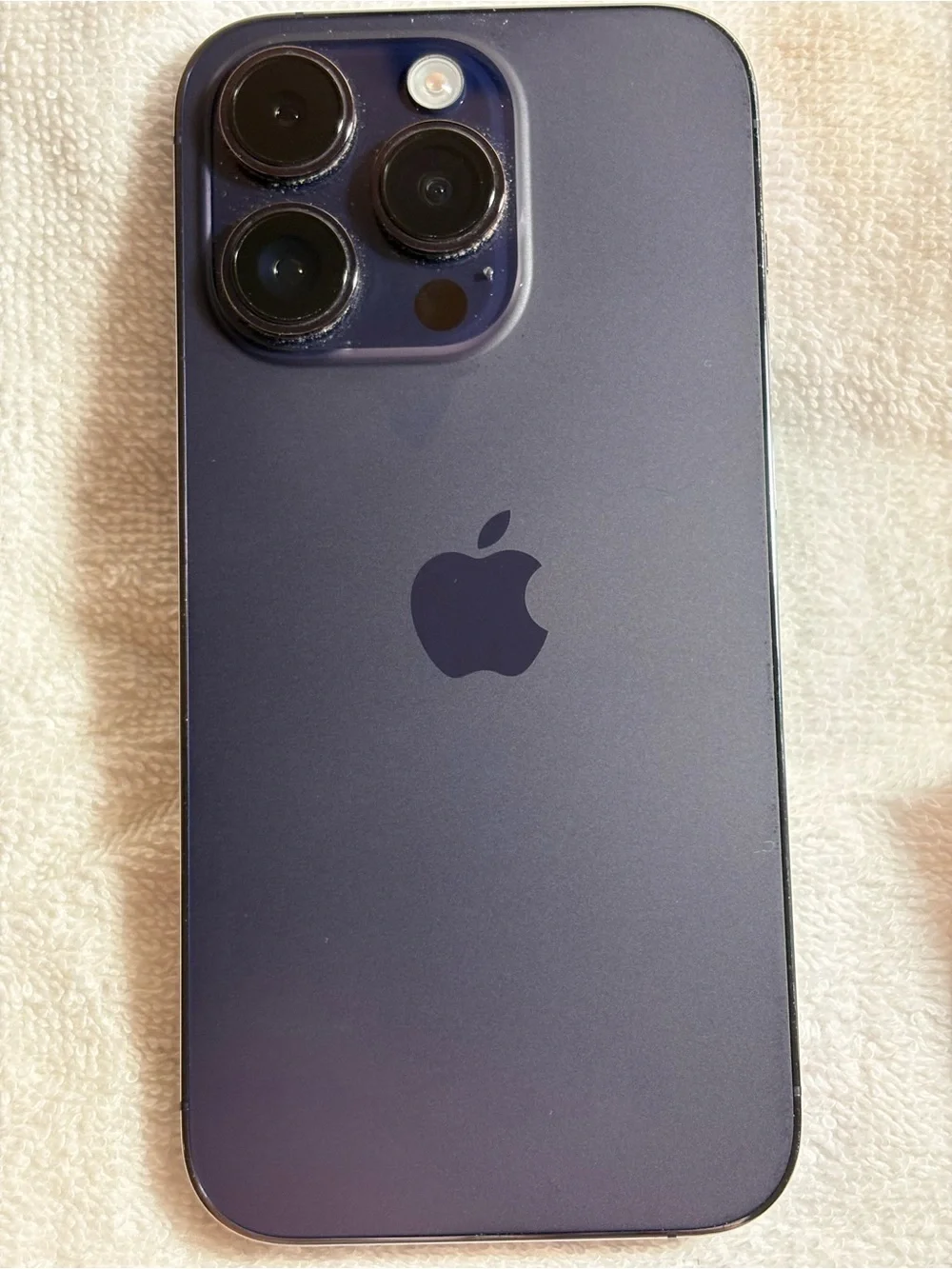 Apple iPhone in Deep Purple Finish